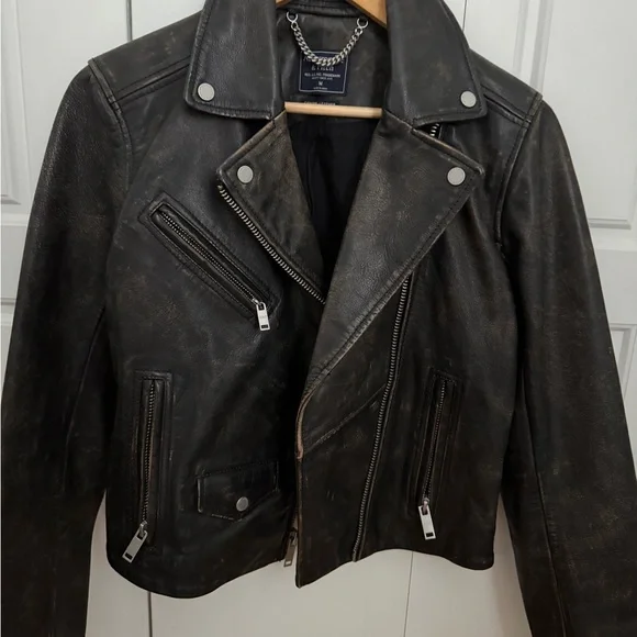 Abercrombie & Fitch women’s Black Leather Bomber-Style Jacket - Picture 2 of 6